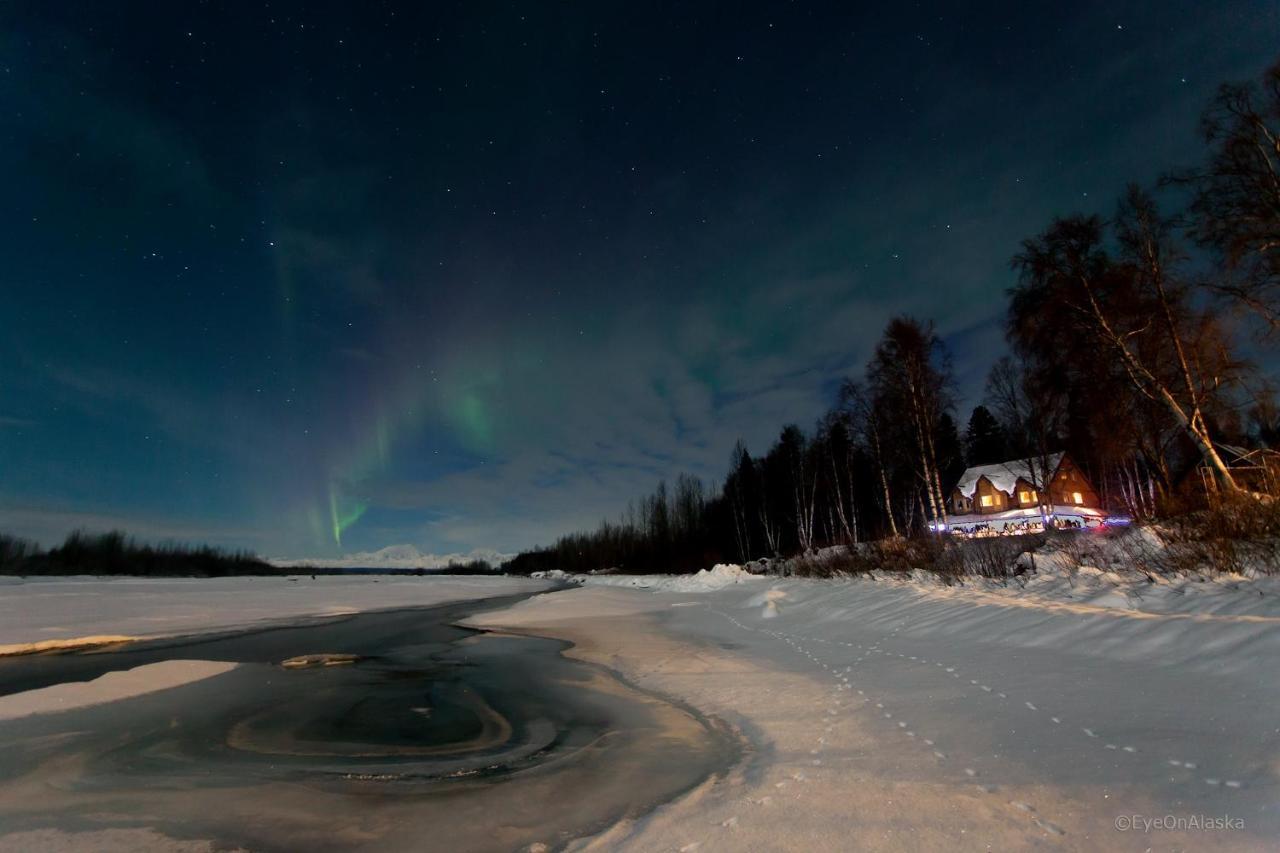 Susitna River Lodging, Riverside Cabins Talkeetna Exterior photo