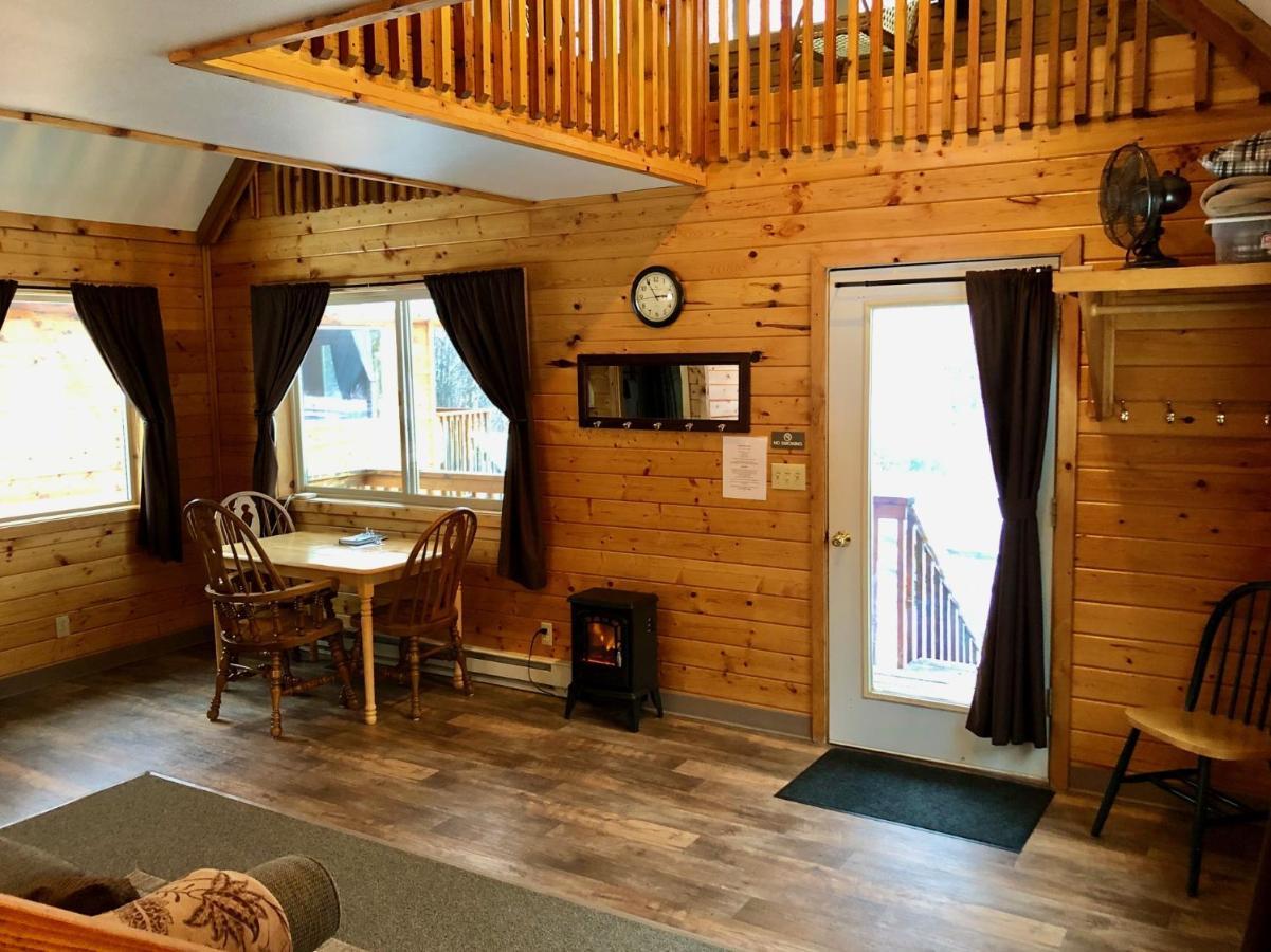 Susitna River Lodging, Riverside Cabins Talkeetna Exterior photo